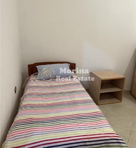 Tirane, jepet me qera apartament 3+1 Kati 1, 120 m² 450 € (Don Bosko)
