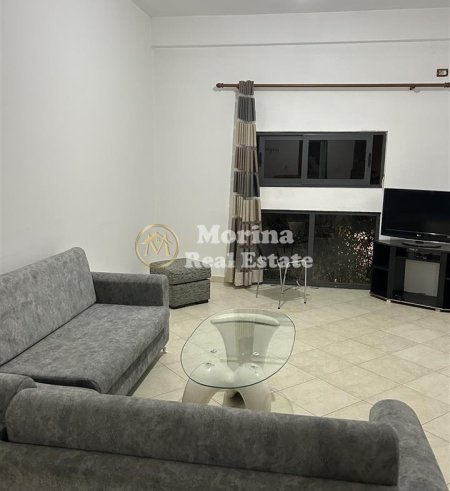 Tirane, jepet me qera apartament 3+1 Kati 1, 120 m² 450 € (Don Bosko)