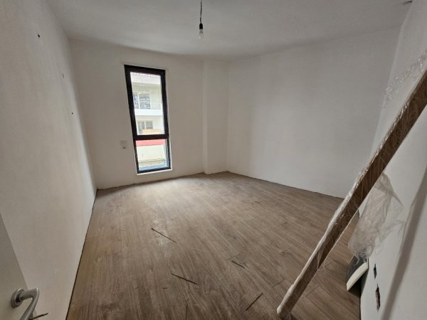 Tirane, jepet me qera apartament 2+1 Kati 4, 113 m² 600 € (Kopshti Zoologjik Tirane)