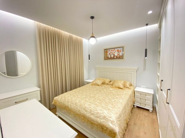 Tirane, jap me qera apartament 2+1+POST PARKIMI , 81 m² 1.200 € (Liqeni i Thatë)