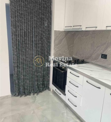 Tirane, jepet me qera shtepi 2+1 Kati 1, 100 m² 400 € (Vaqarr)