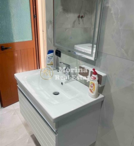 Tirane, jepet me qera shtepi 2+1 Kati 1, 100 m² 400 € (Vaqarr)