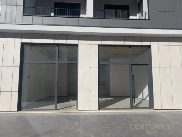 Tirane, jepet me qera ambjent biznesi Kati 0, 107 m² 1.100 € (Rruga Siri Kodra)