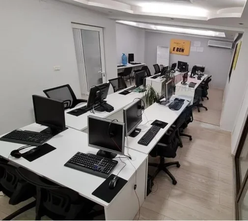 Tirane, jap me qera zyre , 950 € 