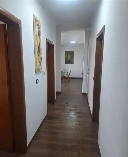 Tirane, shitet apartament 2+1+Aneks+Ballkon Kati 5, 120 m² 175.000 € (Don Bosko)