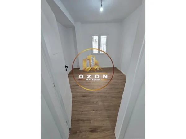 Tirane, shitet 2+1 Kati 2, 65 m² 120.000 € (Rr.Ferrit Xhajko. Stacioni i Trenit)