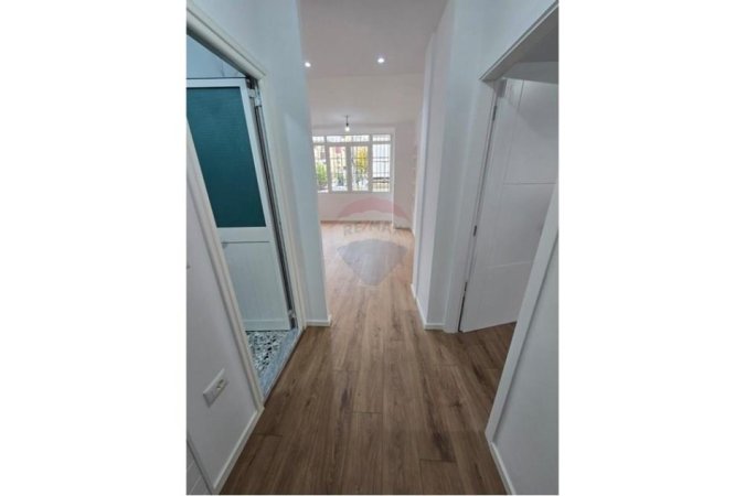 Tirane, shitet apartament 2+1 , 120.000 € (Ferit Xhajko)