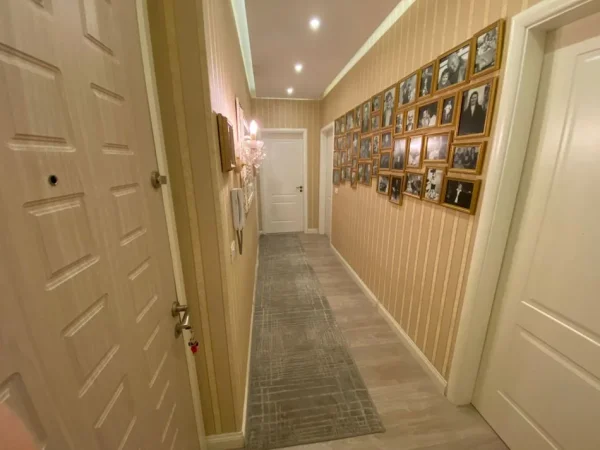 Tirane, shitet 2+1+Ballkon Kati 2, 109 m² 155.000 € (astir)