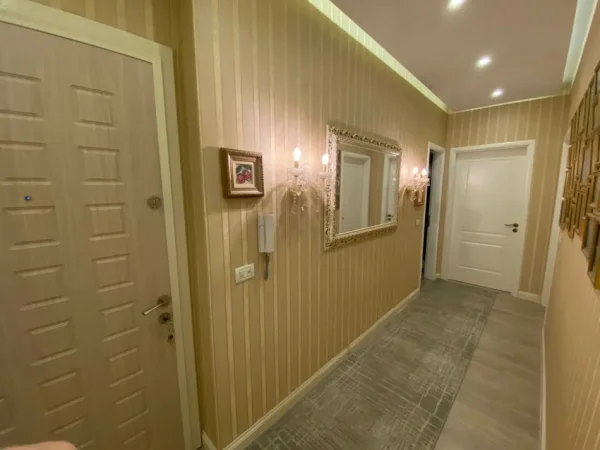 Tirane, shitet 2+1+Ballkon Kati 2, 109 m² 155.000 € (astir)