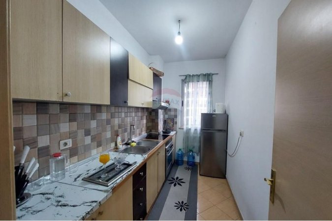 Tirane, shitet apartament 2+1 , 140.000 € (Astir)
