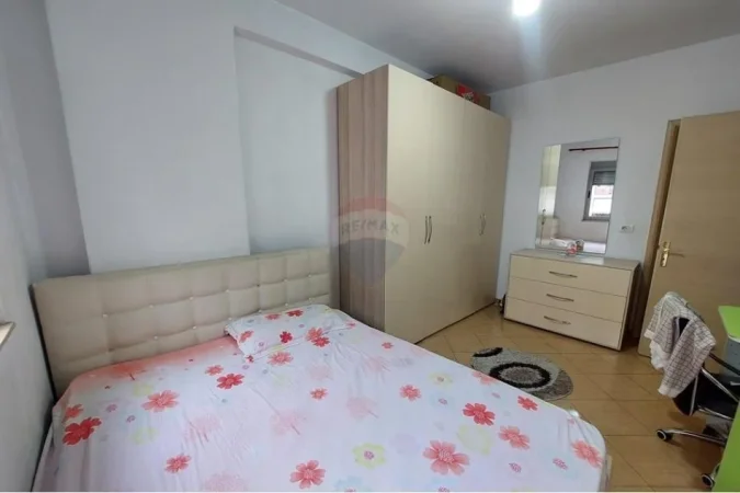 Tirane, shitet apartament 2+1 , 140.000 € (Astir)