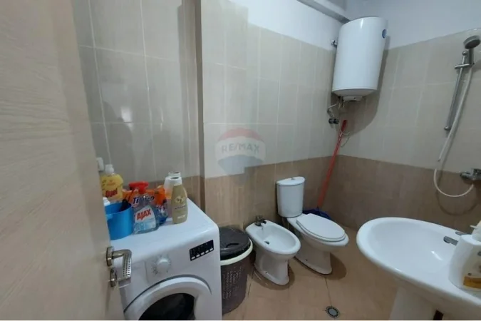 Tirane, shitet apartament 2+1 , 140.000 € (Astir)