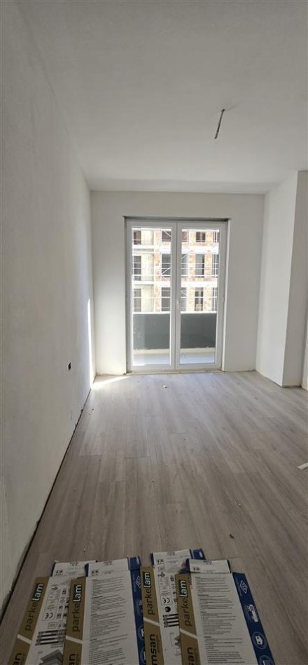 Tirane, shitet apartament 2+1+Ballkon Kati 5, 104 m² 1.003.650 € (Univers City)