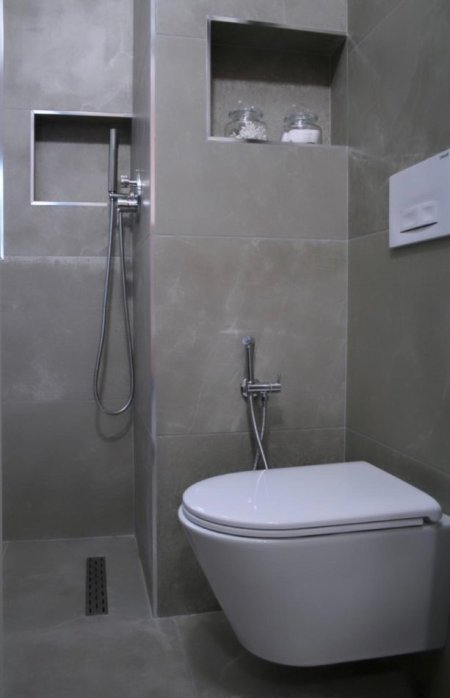 Tirane, shes apartament 1+1+Ballkon Kati 3, 60 m² 180.000 € (Rr. Him Kolli te shkolla Konferenca e Pezes)