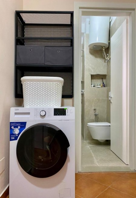 Tirane, shes apartament 1+1+Ballkon Kati 3, 60 m² 180.000 € (Rr. Him Kolli te shkolla Konferenca e Pezes)