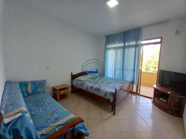 Durres, jepet me qera shtepi 1+1 Kati 1, 80 m² 300 € (Plazh Iliria, Durrës)