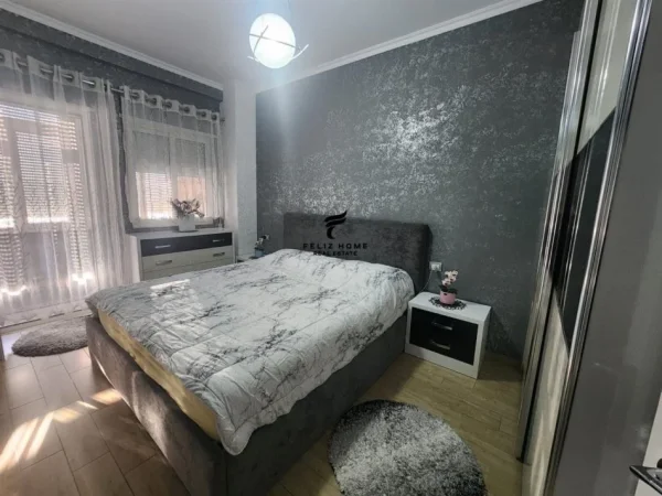 Tirane, shitet apartament 2+1 Kati 3, 105 m² 140.000 € (FRESKU)
