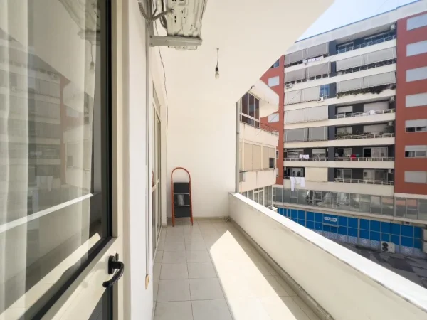 Tirane, shitet apartament 1+1+Ballkon Kati 4, 69 m² 93.000 € (Mikel Maruli)