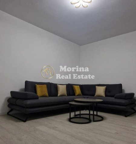Tirane, jepet me qera apartament 1+1 Kati 3, 65 m² 630 € (Komuna Parisit)