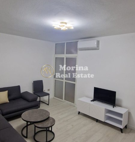 Tirane, jepet me qera apartament 1+1 Kati 3, 65 m² 630 € (Komuna Parisit)