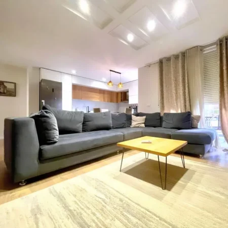 Tirane, shitet apartament duplex 2+1 , 110 m² 169.000 € (Golden Park)