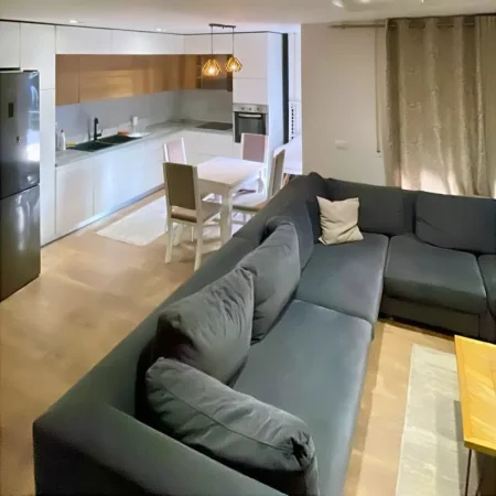 Tirane, shitet apartament duplex 2+1 , 110 m² 169.000 € (Golden Park)