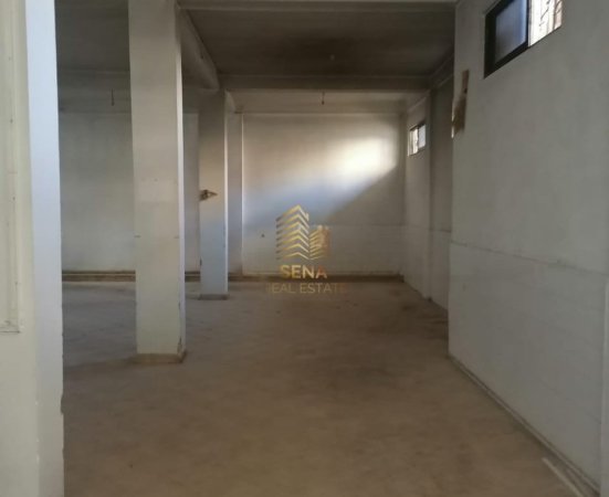 Tirane, jepet me qera ambjent biznesi Kati 1, 120 m² 500 € (Rruga Shemsi Haka)