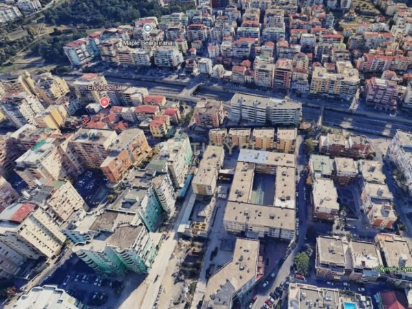 Tirane, shes ambjent biznesi Kati 3, 1.000 m² 1.500.000 € (Komuna e Parisit, Neom103954)