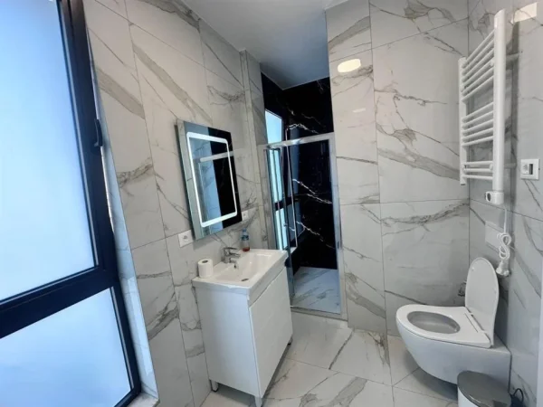 Tirane, shitet apartament 2+1+Ballkon Kati 6, 121 m² 325.000 € (Myslym Shyri)