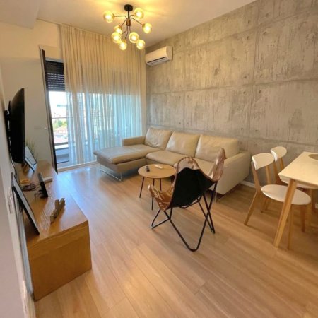 Tirane, shitet apartament 1+1 , 61 m² 148.000 € (21 Dhjetori)
