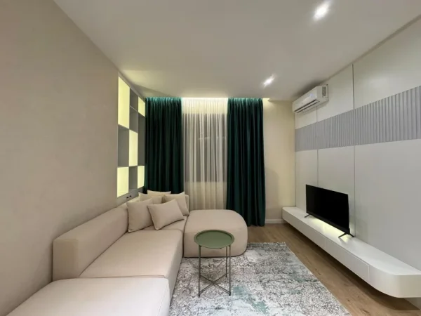 Tirane, shitet apartament 1+1 , 55 m² 155.000 € (Parku Olimpik)