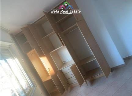 Tirane, jepet me qera apartament 2+1 Kati 7, 92 m² 450 € (rruga e dibres)
