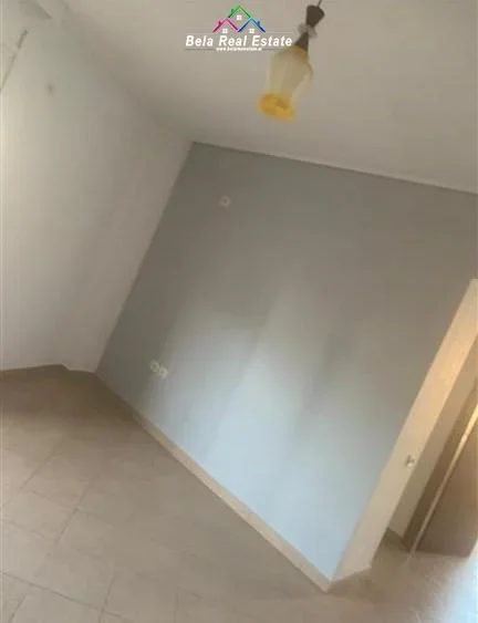 Tirane, jepet me qera apartament 2+1 Kati 7, 92 m² 450 € (rruga e dibres)