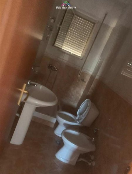 Tirane, jepet me qera apartament 2+1 Kati 7, 92 m² 450 € (rruga e dibres)