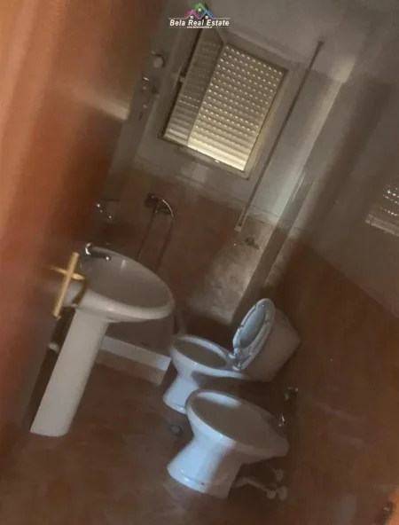 Tirane, jepet me qera apartament 2+1 Kati 7, 92 m² 450 € (rruga e dibres)