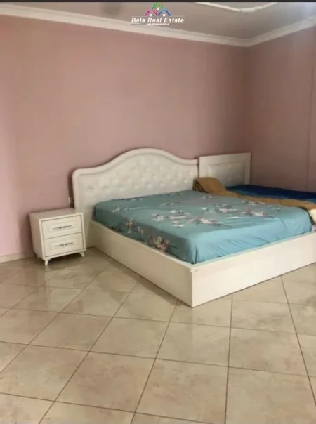 Tirane, jepet me qera apartament 2+1 Kati 3, 125 m² 600 € (astir)