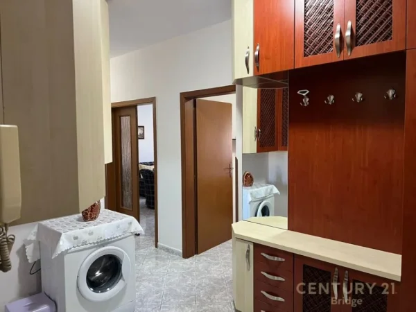 Tirane, shes apartament 3+1+Aneks+Ballkon Kati 6, 120 m² 216.600 € (21 Dhjetori)