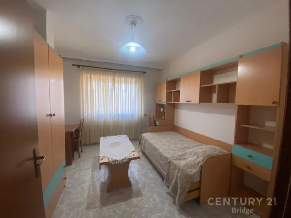 Tirane, shes apartament 3+1+Aneks+Ballkon Kati 6, 120 m² 216.600 € (21 Dhjetori)