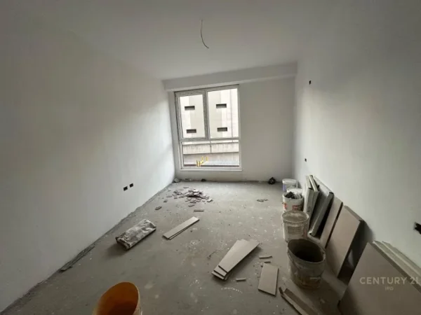 Tirane, shes apartament 4+1+Aneks+Ballkon Kati 2, 200 m² 375.000 € (Jordan Misja)
