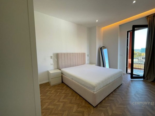 Tirane, jepet me qera apartament 1+1+Aneks+Ballkon Kati 3, 66 m² 900 € (Garden Building)