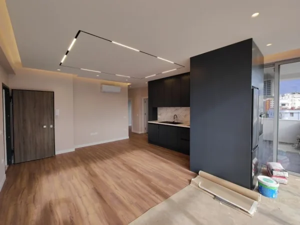 Tirane, jepet me qera apartament 3+1+Aneks+Ballkon Kati 4, 110 m² 650 € (Ali Demi)