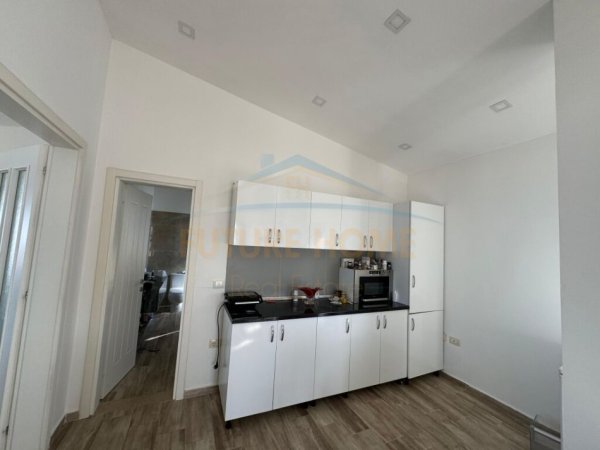 Durres, shitet apartament+verande | Penthouse 2+1+Ballkon Kati 6, 235 m² 433.000 € (qerret)