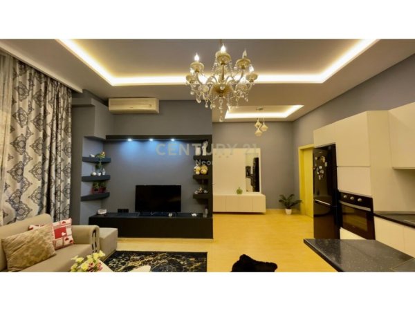 Tirane, jepet me qera apartament 2+1 Kati 1, 105 m² 500 € (DALIP TOPI)