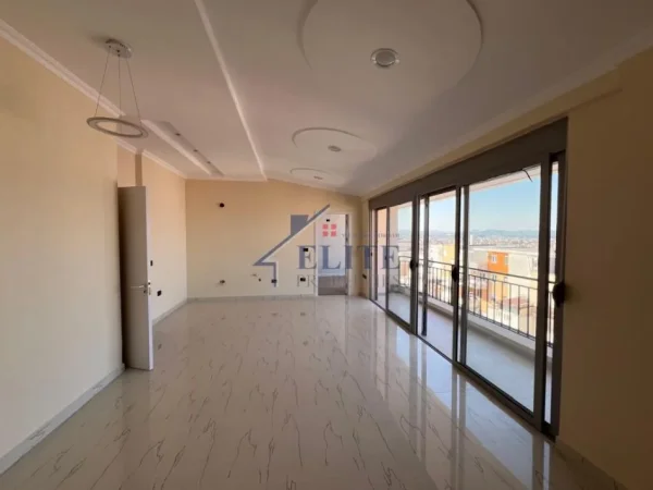 Tirane, shitet apartament 2+1+Ballkon Kati 7, 120 m² 125.000 € (Fresk)