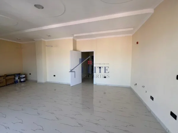Tirane, shitet apartament 2+1+Ballkon Kati 7, 120 m² 125.000 € (Fresk)