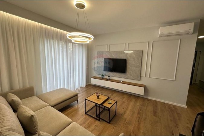 Tirane, shitet apartament 1+1 Kati 1, 88 m² 195.000 € (Rruga e Dibrës - Shkolla e Kuqe)