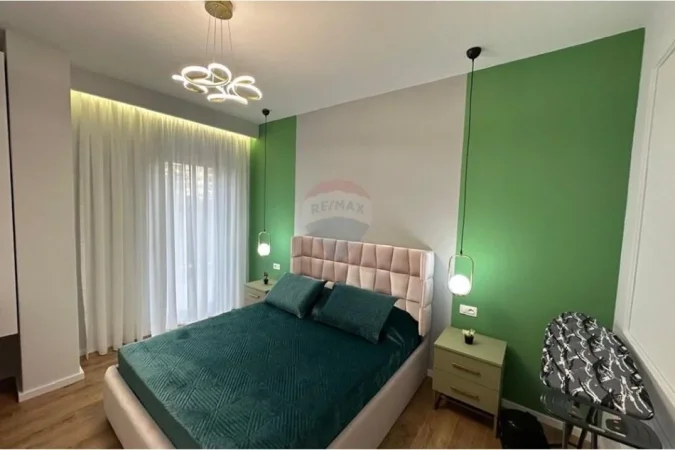 Tirane, shitet apartament 1+1 Kati 1, 88 m² 195.000 € (Rruga e Dibrës - Shkolla e Kuqe)
