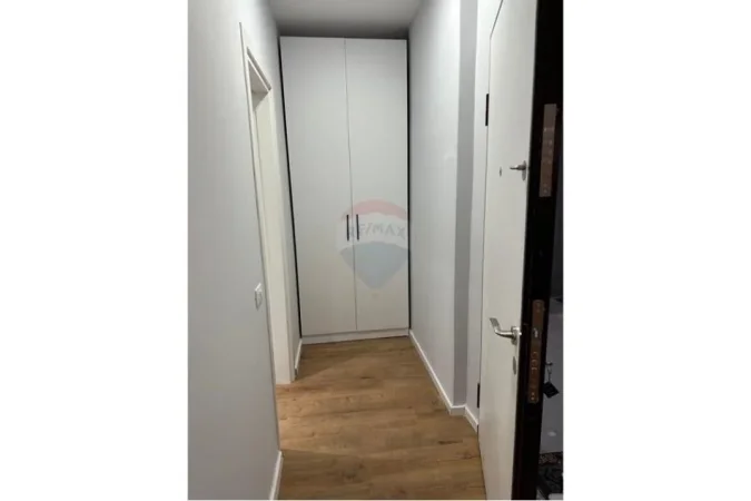 Tirane, shitet apartament 1+1 Kati 1, 70 m² 177.000 € (Rruga e Dibrës - Shkolla e Kuqe)
