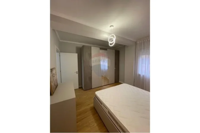 Tirane, shitet apartament 1+1 Kati 6, 74 m² 118.000 € (Astir)