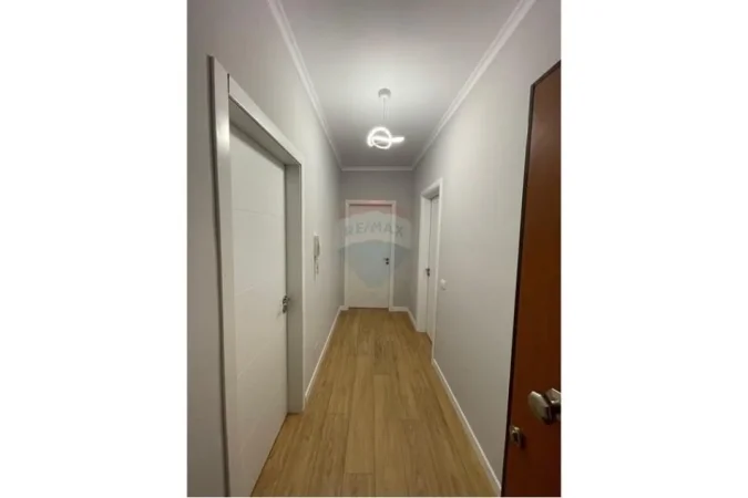 Tirane, shitet apartament 1+1 Kati 6, 74 m² 118.000 € (Astir)